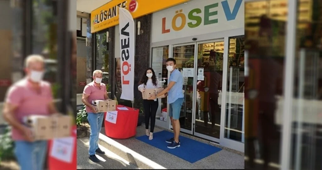 LÖSEV'den Yardım Eli
