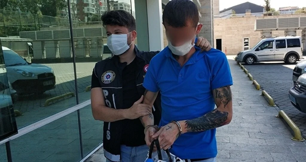 Otobüsten inen yolcu uyuşturucuyla yakalandı
