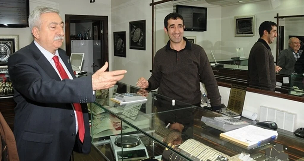 Palandöken: Altın Kuyumcu Esnafından Alınır