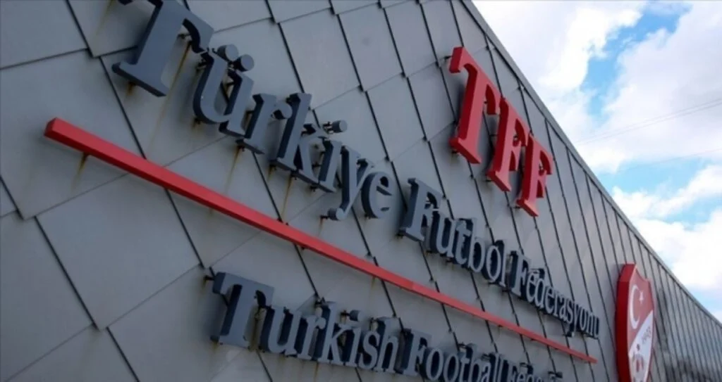 PFDK Trabzonspor'a ceza yağdırdı