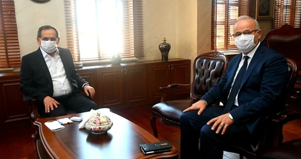 Rektör Ünal’dan ‘üniversite-şehir iş birliği’ ziyaretleri