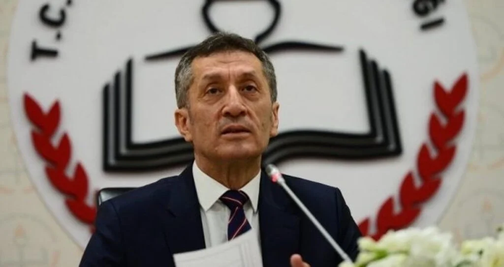 Son dakika… Bakan Selçuk’tan okulların açılmasıyla ilgili yeni açıklama