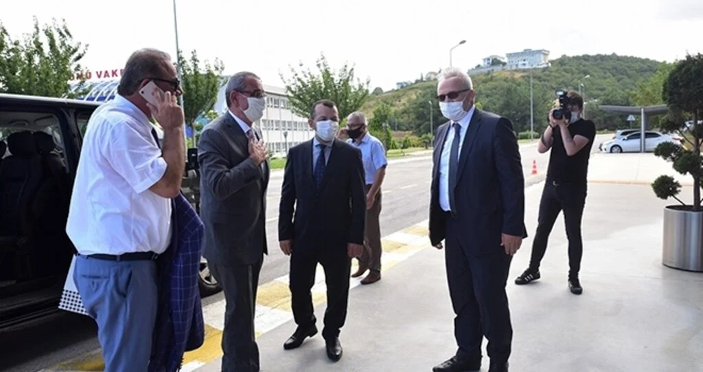 STSO'dan Ünal'a tebrik ziyareti 