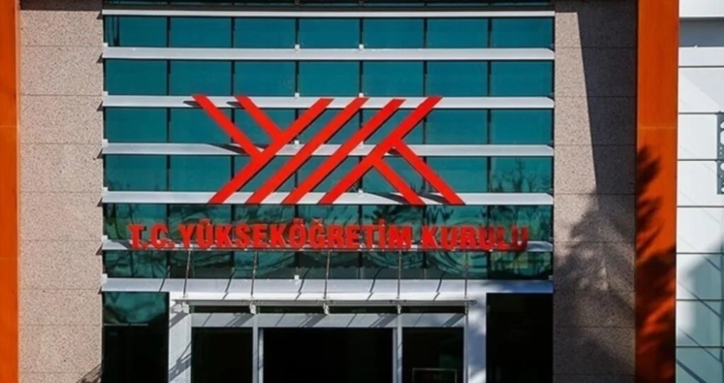 Üniversitelerin açılışı 1 Ekim'den sonra olacak