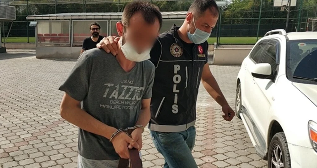 Uyuşturucu paketleriyle yakalandı
