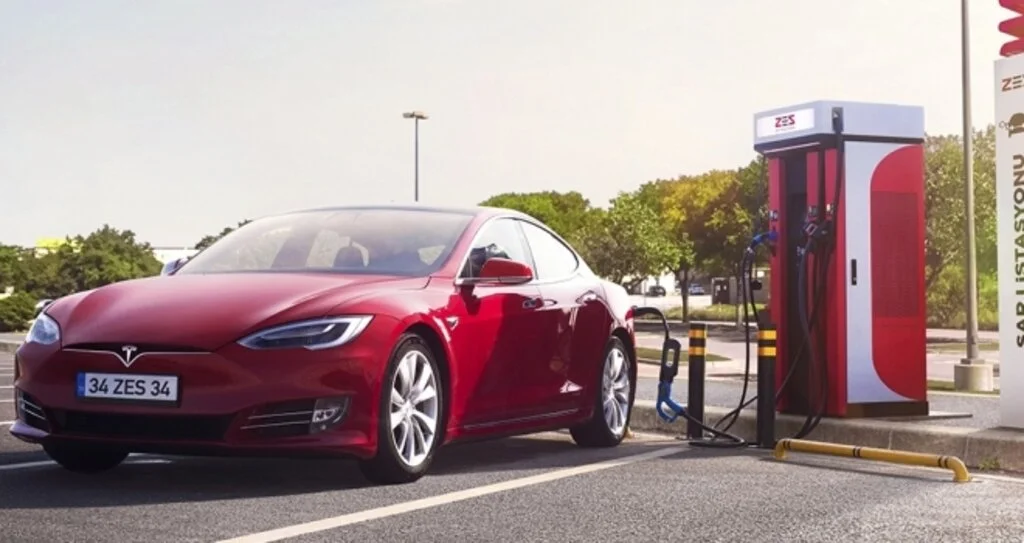 ZES’ten elektrikli otomobillere 100 yeni istasyon