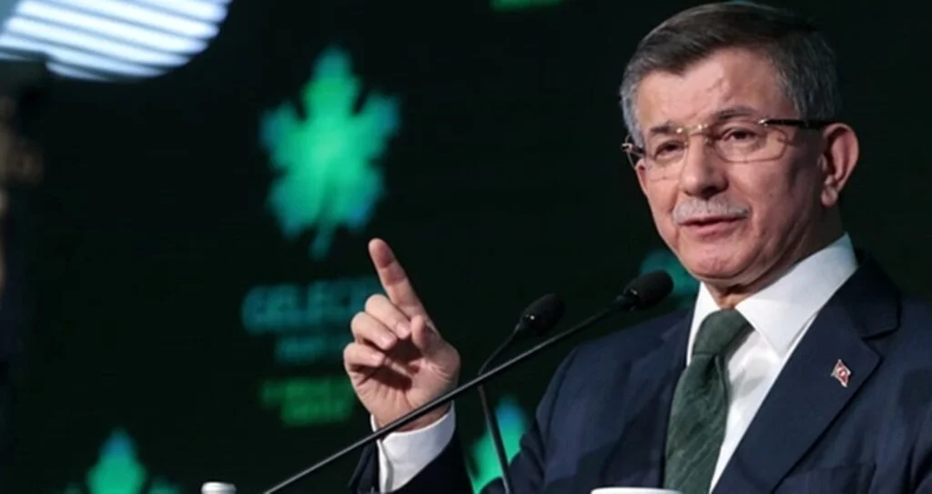 Ahmet Davutoğlu’ndan hükümete ‘corona’ eleştirisi!