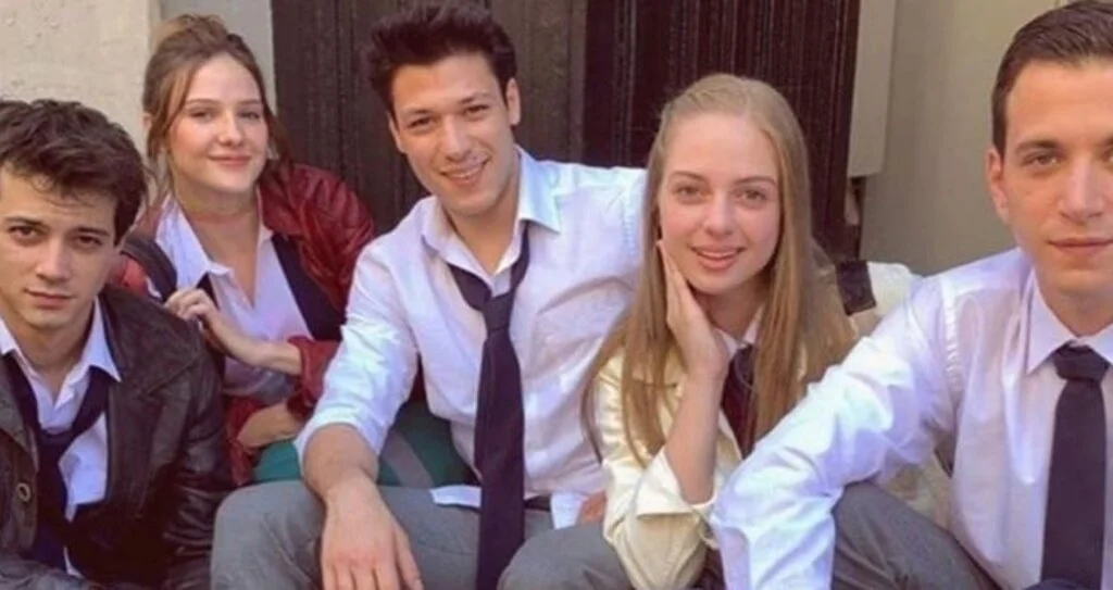Aşk 101'de üçüncü corona vakası! Alina Boz'dan ilk açıklama...