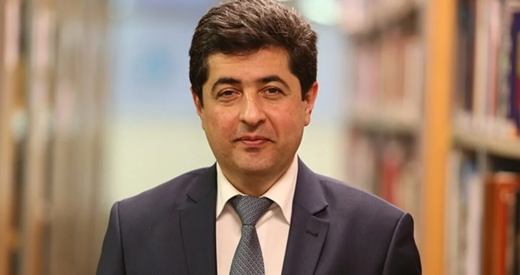 Azerbaycan Kökenli Profesör: Türkiye’ye Minnettarız