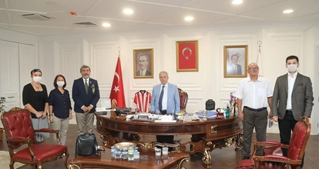 Başkan Demirtaş: Şehrimizde eğitimi hak ettiği yere taşımak hepimizin birinci önceliği olmalı