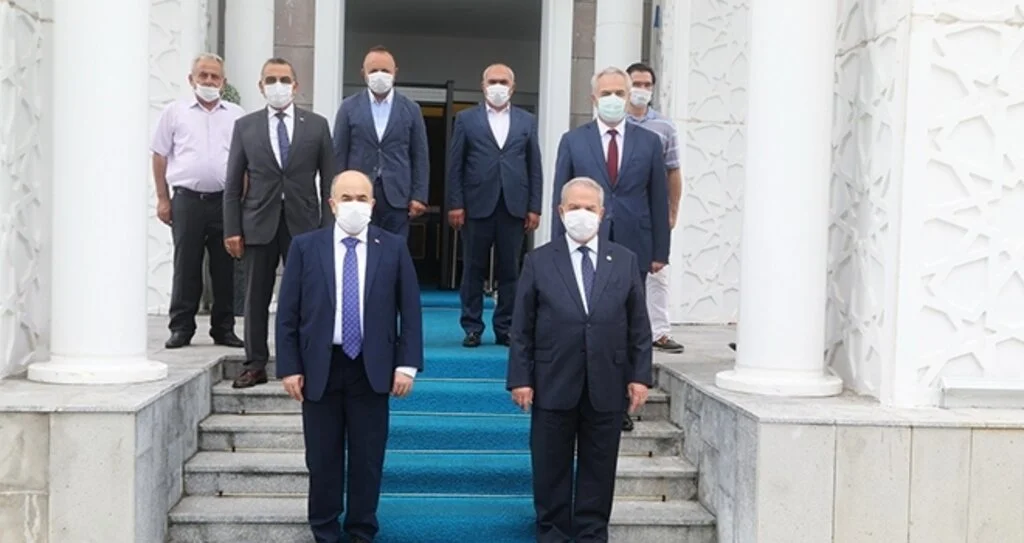 Başkan Demirtaş: Şehrimizin gelişmesi için el birliği yapacağız