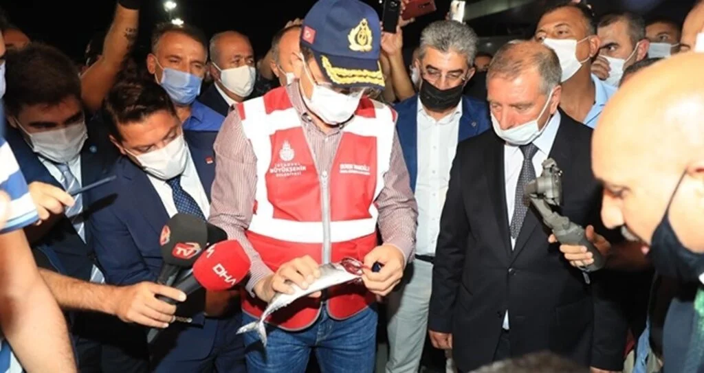 Başkan İmamoğlu: Lüzumsuz Projelere Girip Bu Denizleri Tehdit Etmemek Lazım