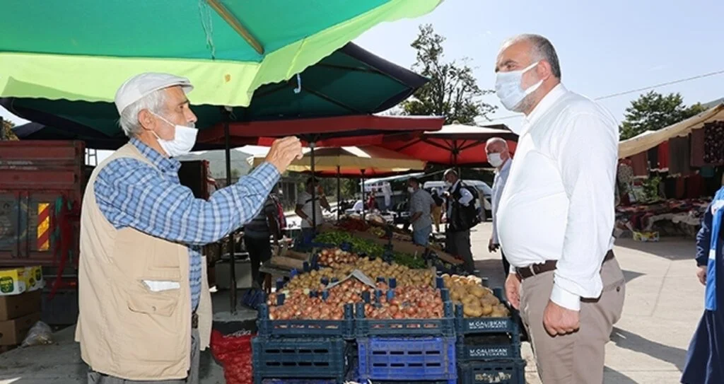 Başkan Sandıkçı vatandaşları dinledi 