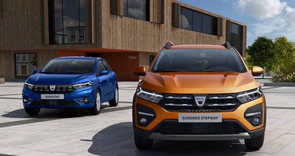Dacia’nın ikonik modelleri yenileniyor: Yeni Sandero, Yeni Sandero Stepway ve Yeni Logan