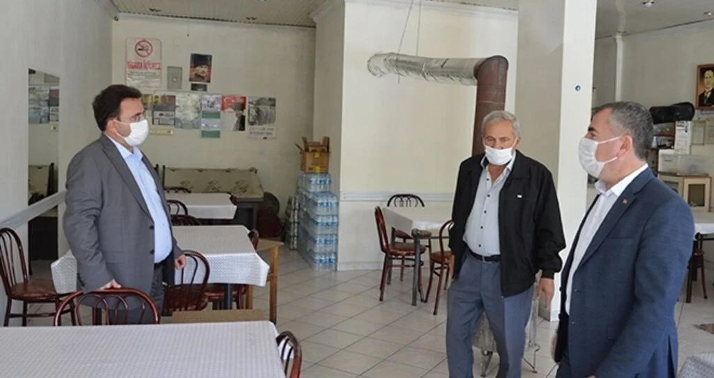 Havza Belediye Başkanı Özdemir,: Korona salgını büyüyor dikkat!