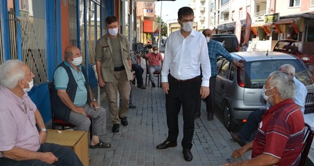 Kaymakam maske denetiminden memnun ayrıldı