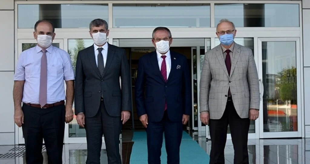 Samsun Milletvekili Zeybek’ten Rektör Ünal’a Ziyaret
