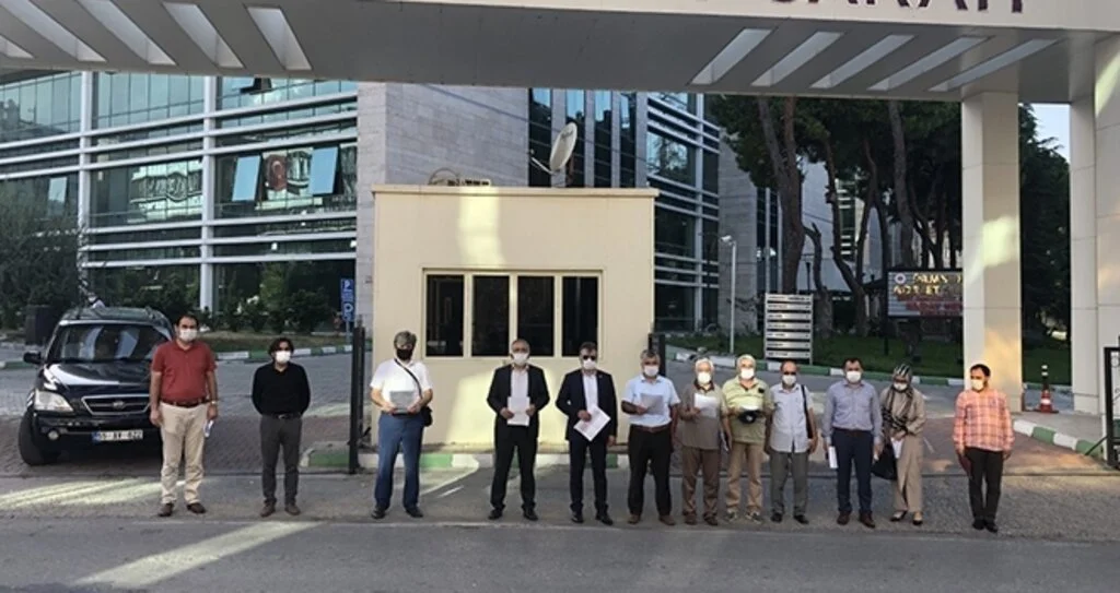 Samsun’da STK’lardan Erol Mütercimler hakkında suç duyurusu