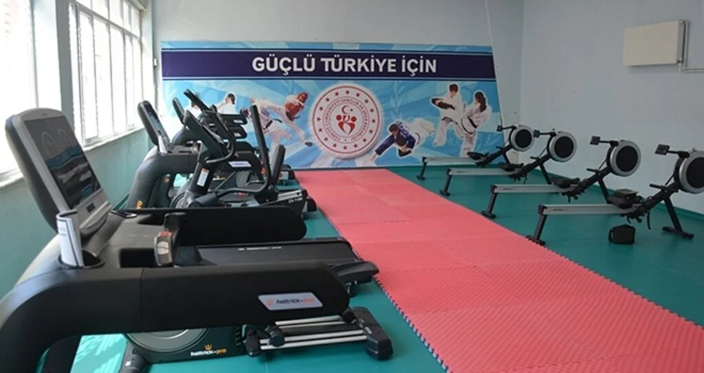 Sinop halkına ücretsiz spor salonu