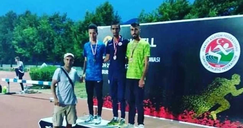 Sinoplu Sporcular 3. Oldu