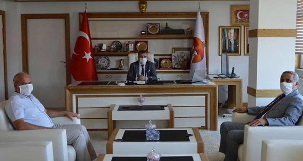 'Yerel yönetimler çiftçiyi desteklemeli'