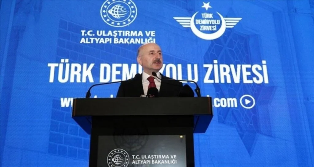 Bakan Karaismailoğlu: Türkiye'nin demir yolları reformunu başlatıyoruz