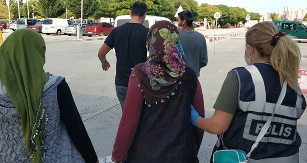 Buğday hırsızlığına 4 gözaltı