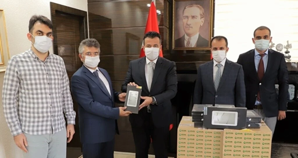 Çarşamba'dan uzaktan eğitime tam destek 