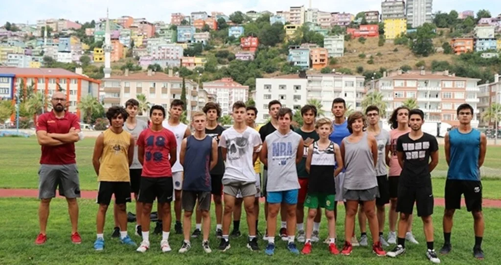 İlkadım 55 Gençlikspor Kulübü antrenörü Malik Uludoğa: Rüzgar Gibi Eseceğiz