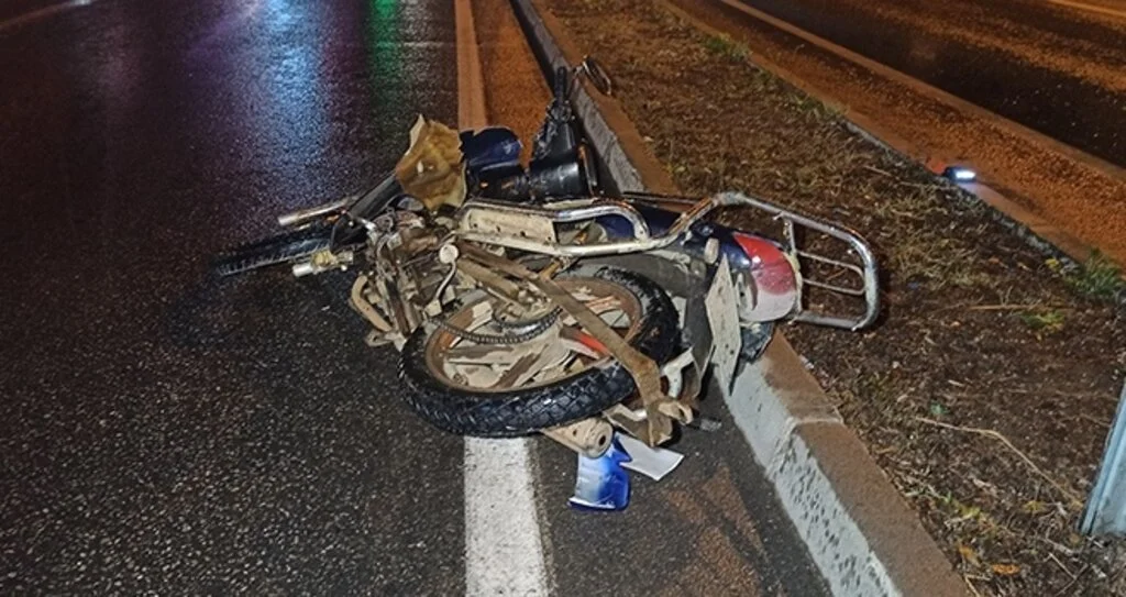 Otomobil ile motosiklet çarpıştı: 1 yaralı
