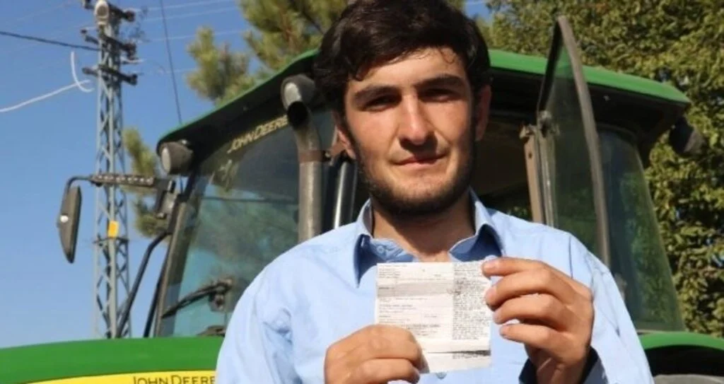 Radara yakalanan traktöre hız cezası