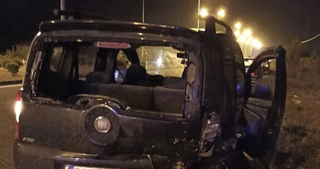 Samsun'da hafif ticari araç ile otomobil çarpıştı: 3 yaralı
