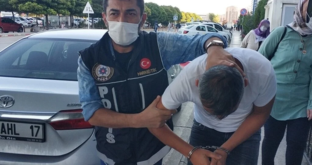 Samsun'da uyuşturucu operasyonu: 3 gözaltı