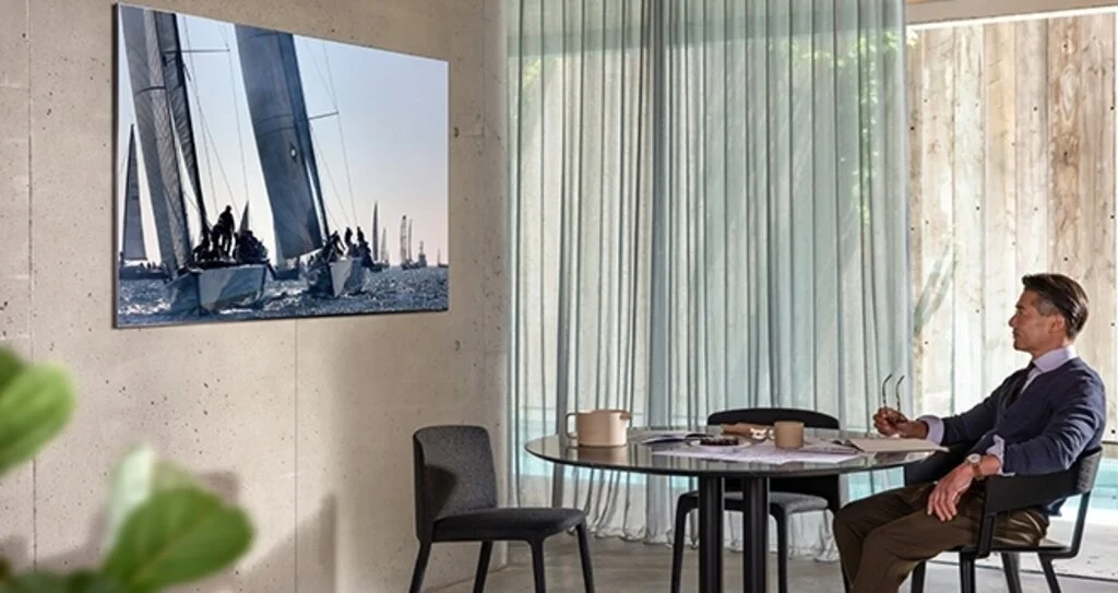 Samsung’dan evinizi dönüştüren bir TV: Q950T QLED 8K Smart TV