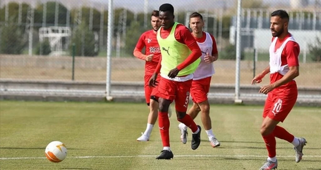 Sivasspor 11 yıl sonra Avrupa'da sahne alıyor