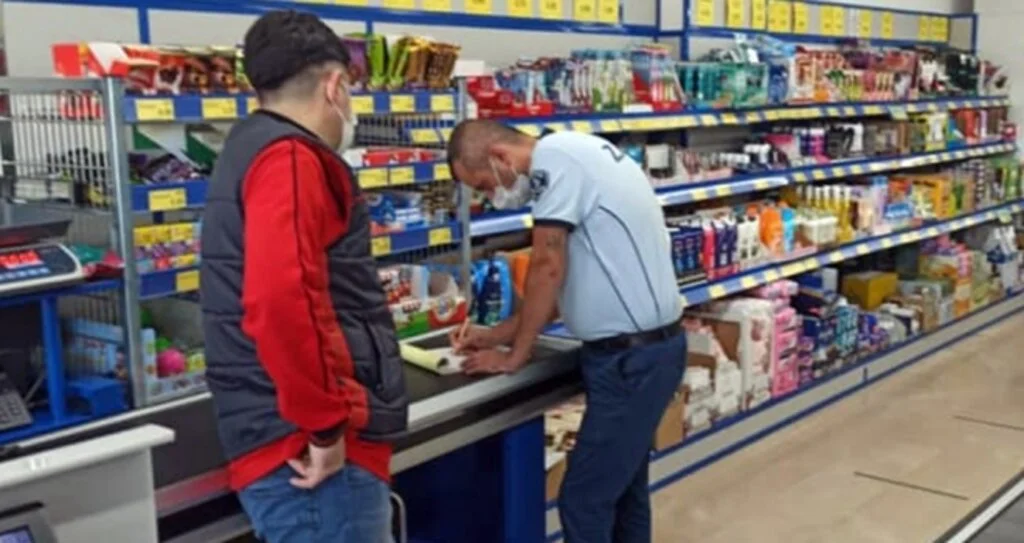 Tekkeköy zabıtası esnafları denetledi