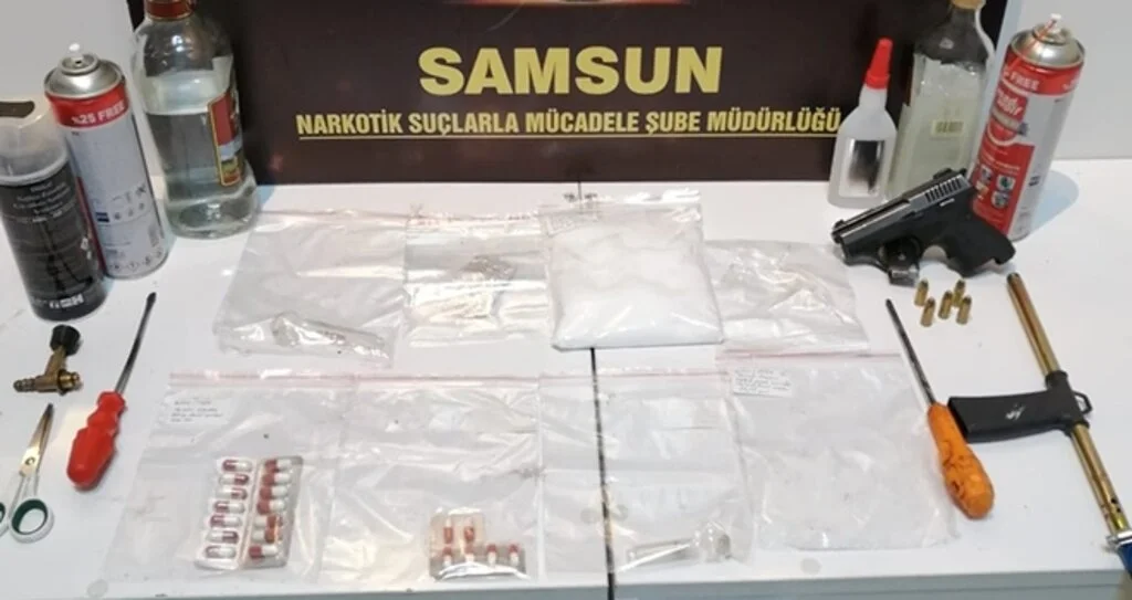 Uyuşturucu imalatına operasyon: 2 gözaltı
