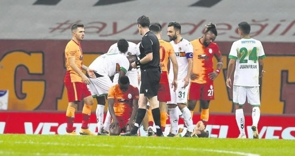 Uzatmalarda Dağılan Takım: Galatasaray