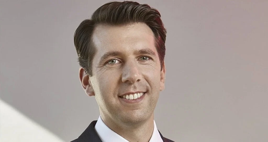 Vodafone Türkiye’nin yeni CEO’su Alex Froment-Curtil oldu