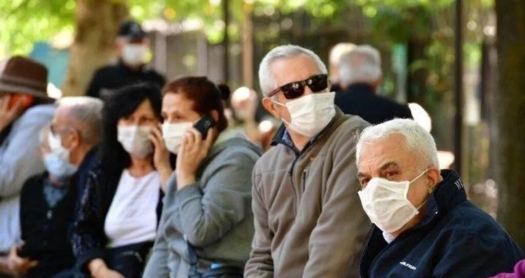 20 yaş altı ve 65 yaş üstü sokağa çıkma yasağı hangi saatler arasında uygulanacak?