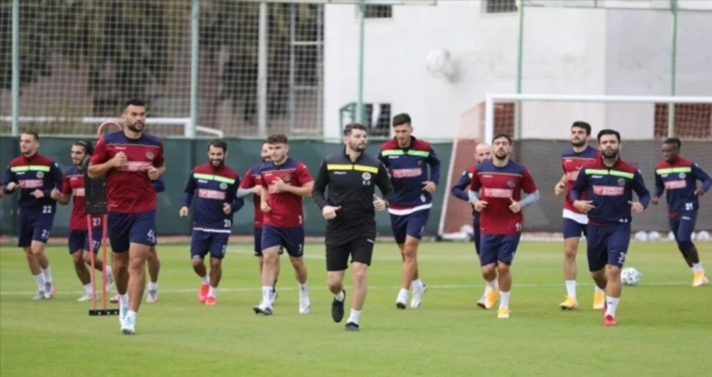 Alanyaspor iç sahada en uzun yenilmezlik serisini tekrarlamaya yakın