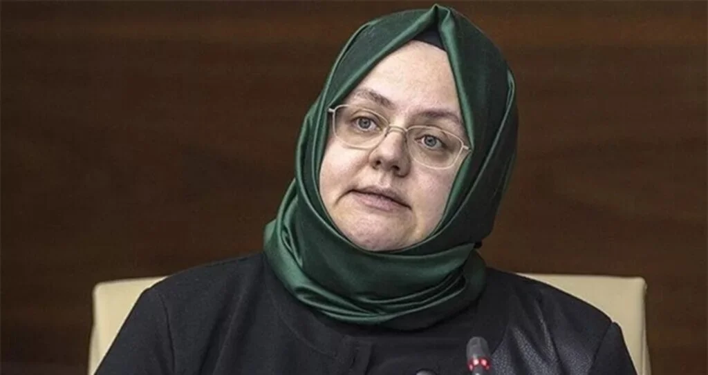 Bakan Zehra Zümrüt Selçuk koronavirüse yakalandı