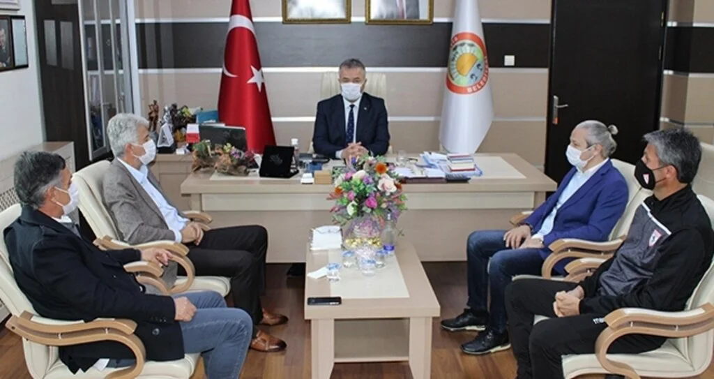Başkan Topaloğlu Yılport Samsunspor Futbol Akademi'yi Ağırladı