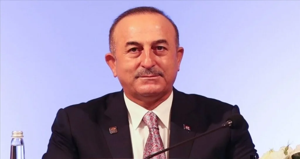 Çavuşoğlu: Fransa'da Eğitim Bakanının kendisinin konu edildiği çizgi romana sansür getirilmesi iki yüzlülük