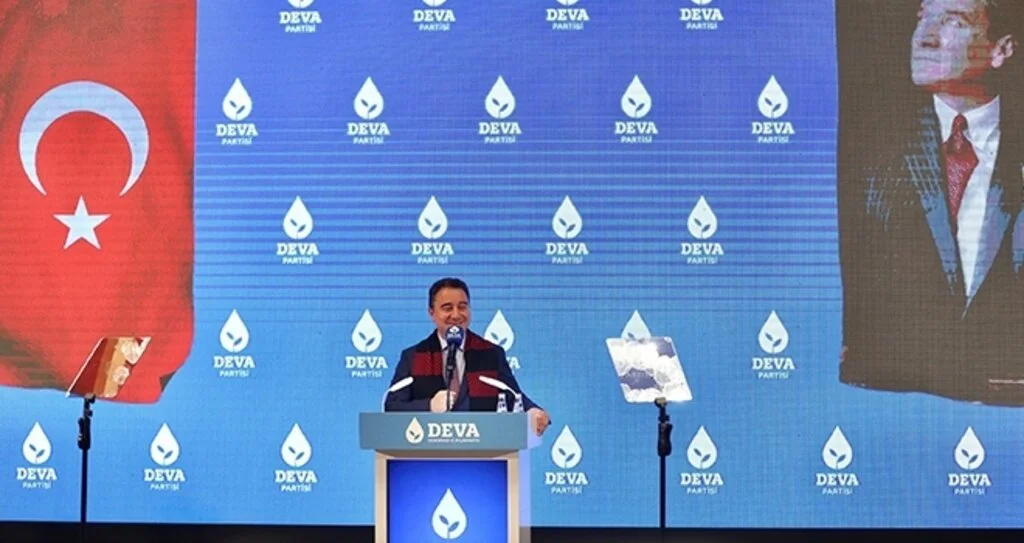 DEVA Partisi Genel Başkanı Ali Babacan: Esnaf can derdinde, Saray vergi peşinde