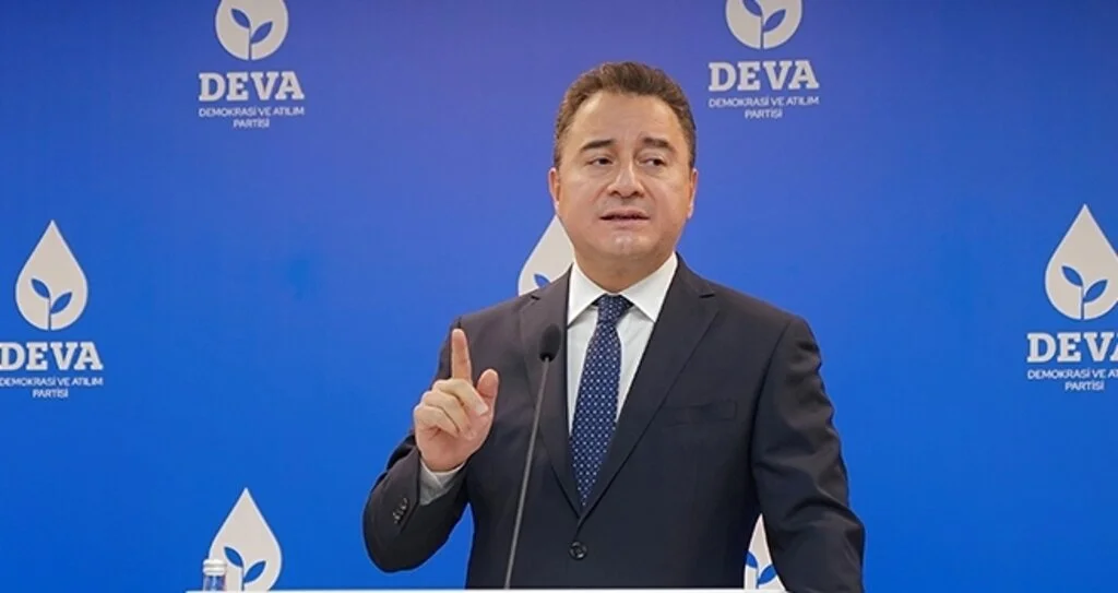 DEVA Partisi Genel Başkanı Ali Babacan'dan Erdoğan'a: Fakirleşmesine sebep olduğunuz milletimize açıklama borçlusunuz