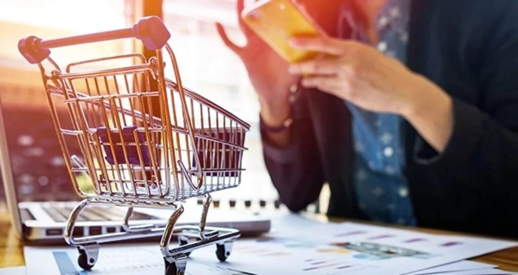 Efsane Cuma günlerinde Türkiye, online alışveriş rekoru kırdı