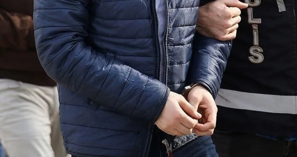 FETÖ'nün üniversite yapılanmasına operasyon! Gözaltılar var