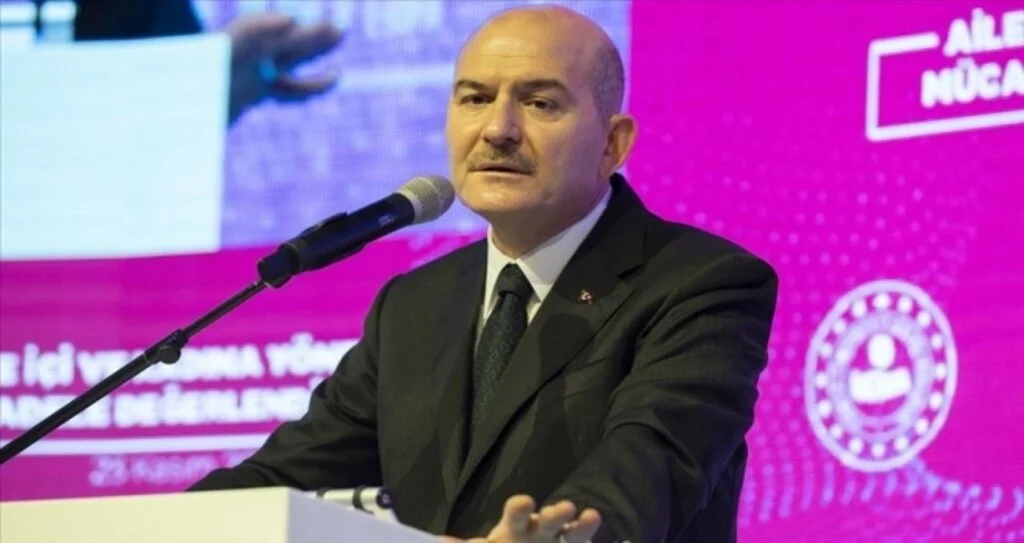 İçişleri Bakanı Soylu: Erkeklere sesleniyorum, kendinize gelin, ayıptır