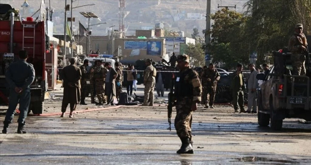Kabil Üniversitesine düzenlenen bombalı ve silahlı saldırıda 19 kişi hayatını kaybetti